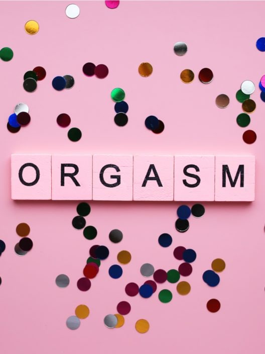 Orgasmo femminile: cosa è, come funziona e tutti i segreti del piacere femminile