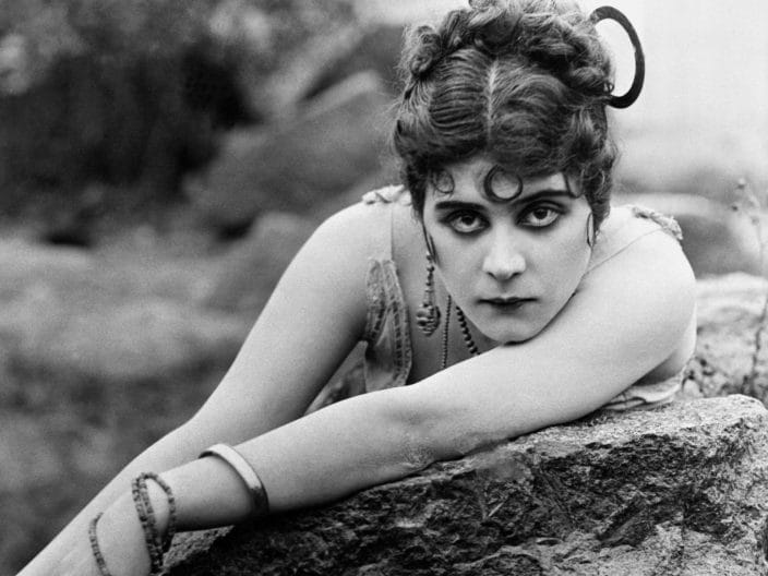 L'attrice Theda Bara