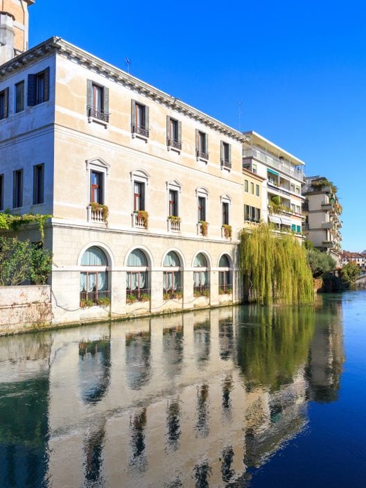 Treviso è la città in cui le donne vivono meglio. Ma l’Italia resta indietro