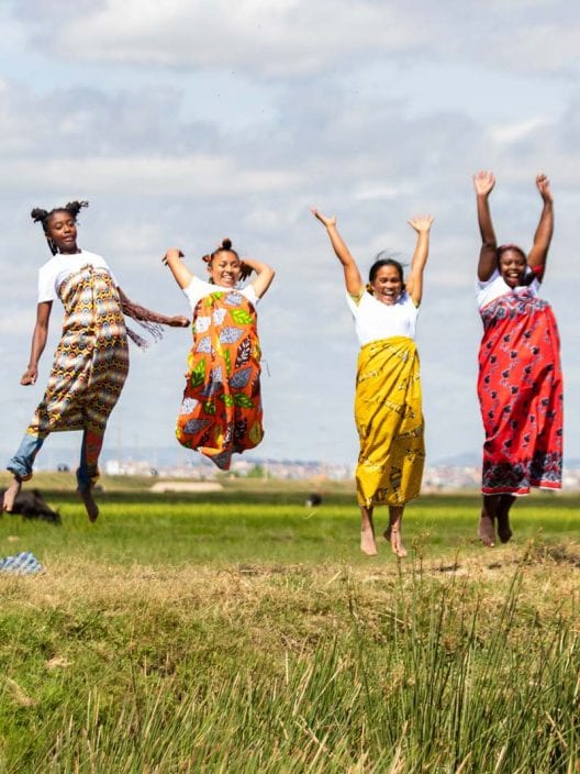 Made for a Woman, il brand etico e sostenibile che aiuta le donne del Madagascar