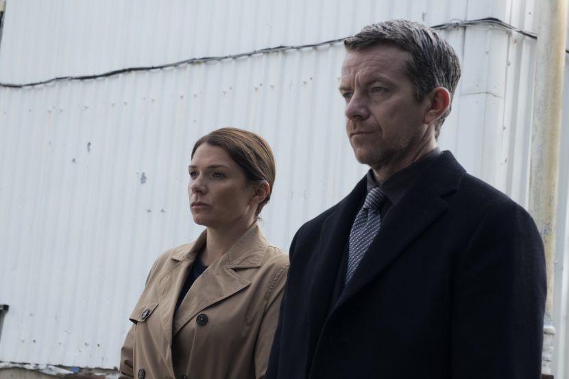 Keeley Hawes e Max Beesley in Il villaggio dei dannati.