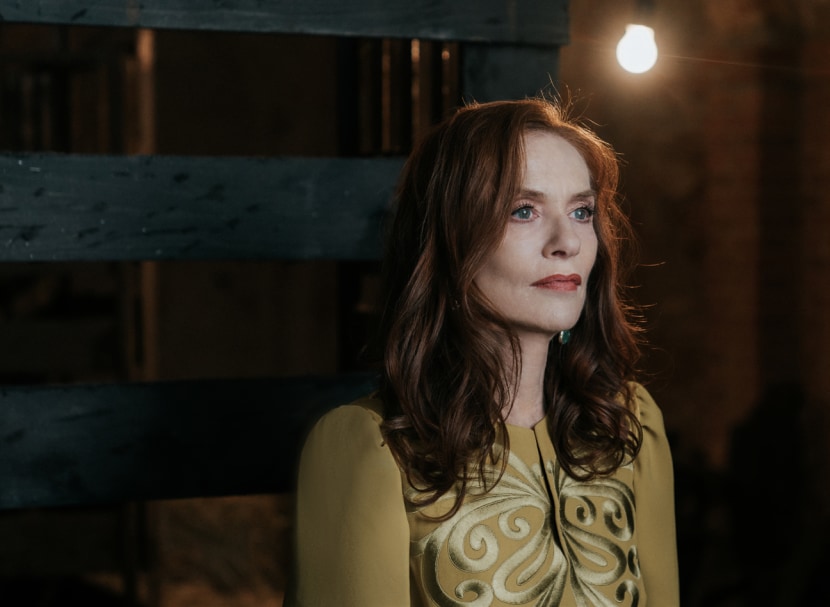 Isabelle Huppert in Eo.