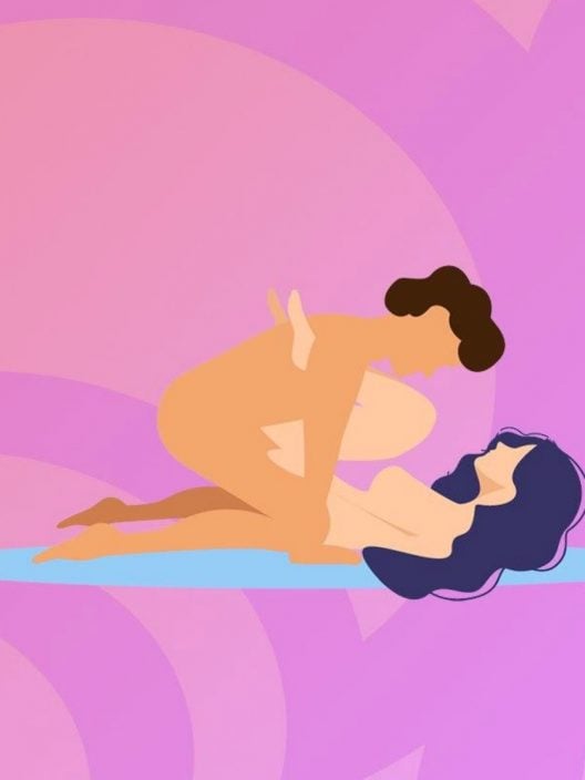 Kamasutra, la posizione dell’aratro: cos’è, come farla e benefici