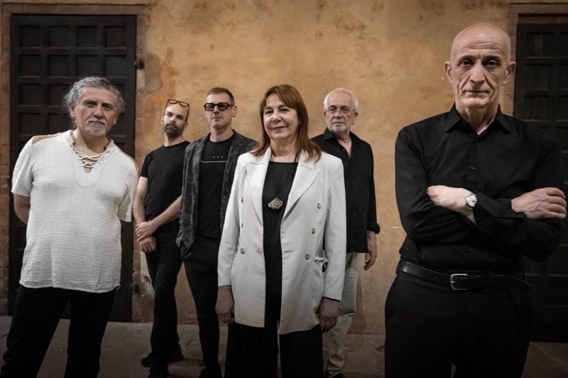 Peppe Servillo, Rita Marcotulli, Javier Girotto, Fabrizio Bosso, Furio di Castri e Mattia Barbieri, 