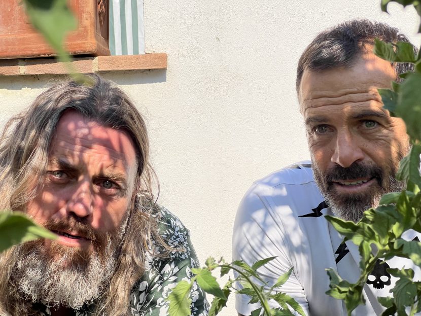 Mirko Frezza e Ascanio Pacelli sul set di Il tempo è ancora nostro.