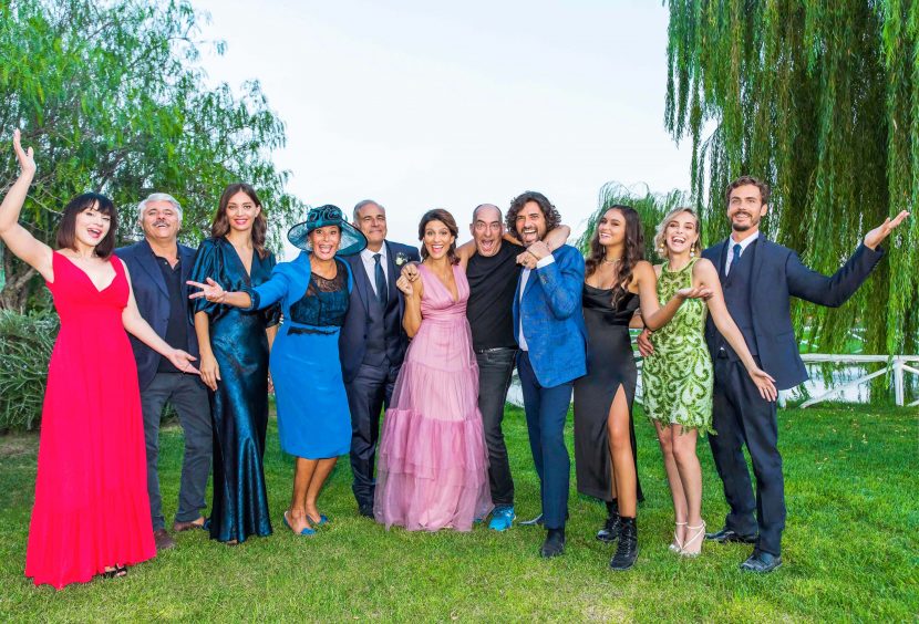 Il cast di Una mamma all'improvviso.