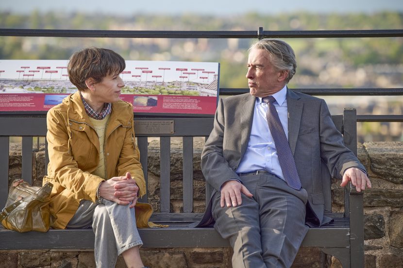 Sally Hawkins e Steve Coogan nel film The Lost King.