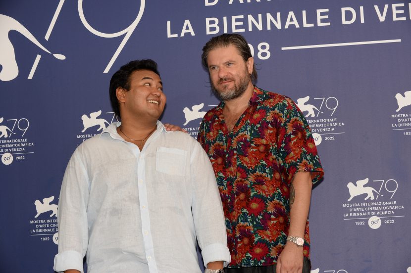 Yothin Clavenzani e Edoardo Pesce alla presentazione di Notte fantasma al Festival di Venezia 2022.