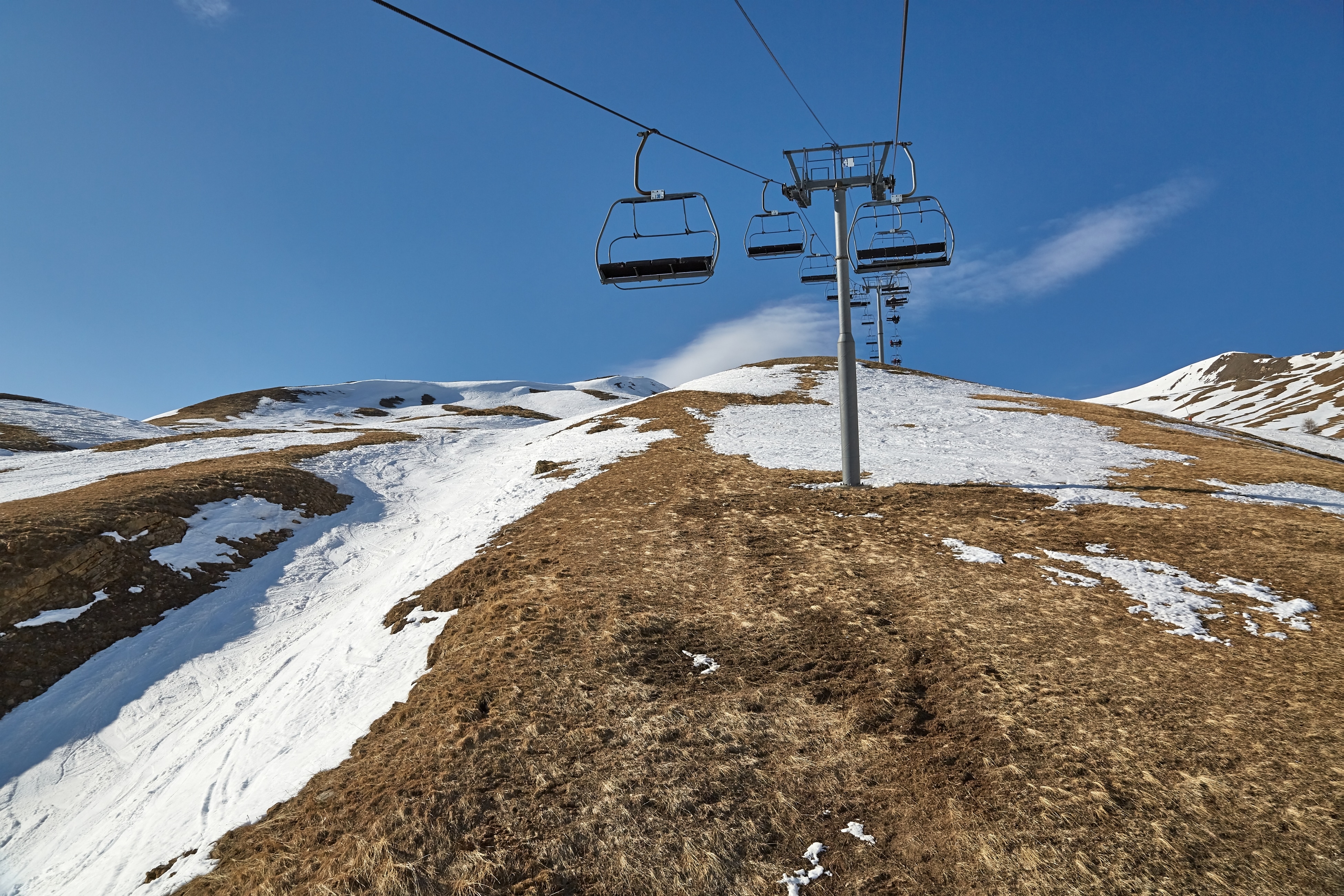 Perché la mancanza di neve ci deve (davvero) preoccupare