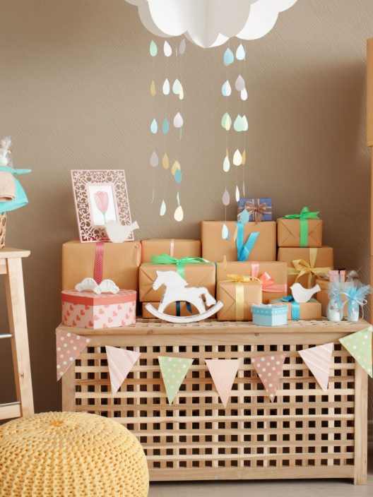 Cosa si regala a un baby shower? Le idee perfette