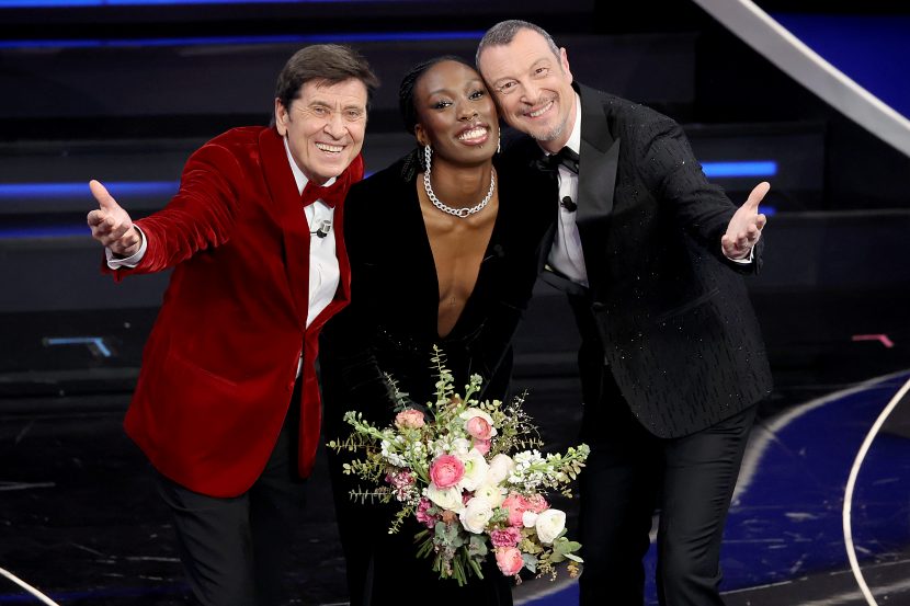 Gianni Morandi, Paola Egonu e Amadeus.