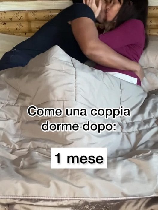 Come Una Coppia Dorme Dopo Un Mese, Un Anno, Dieci Anni, 17 Anni