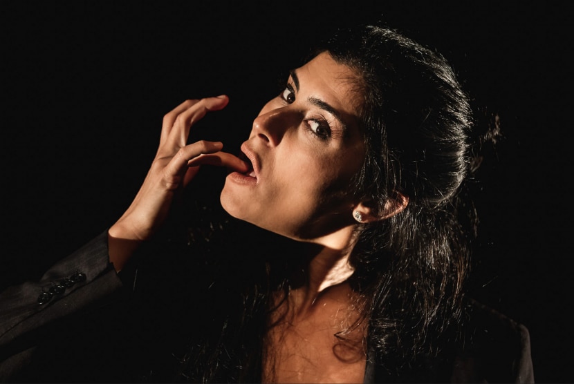 Federica Carruba Toscano in un momento di Penelope (foto di Guido Mencari).