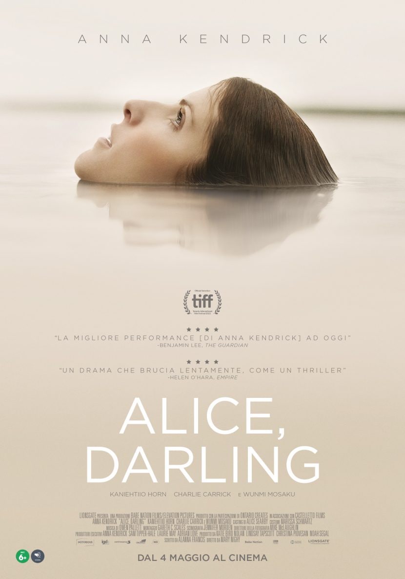 Il poster italiano del film Alice, Darling.