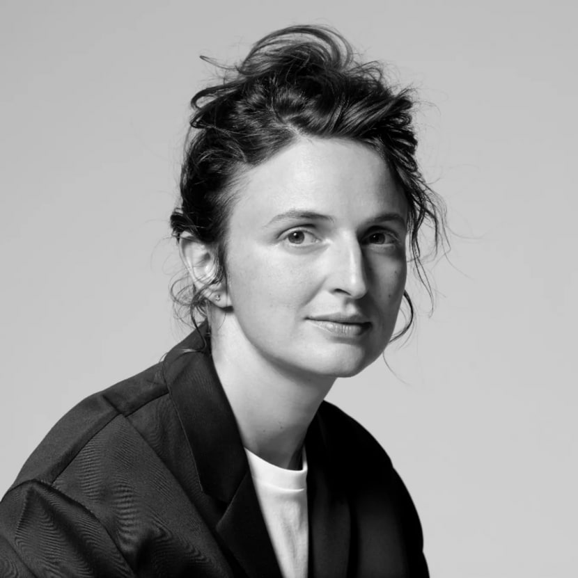 Alice Rohrwacher, la regista del film La Chimera (foto di Brigitte Lacombe).