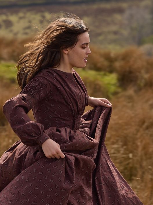 Emily: Una clip in anteprima del film su Emily Bronte