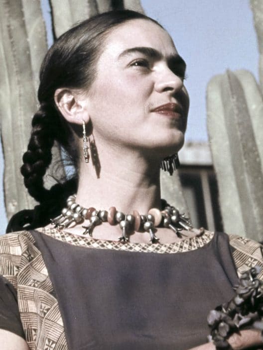 Forza, femminismo, amore e gelosia: le frasi più belle di Frida Kahlo