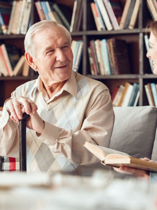 Le idee regalo per far felice il nonno