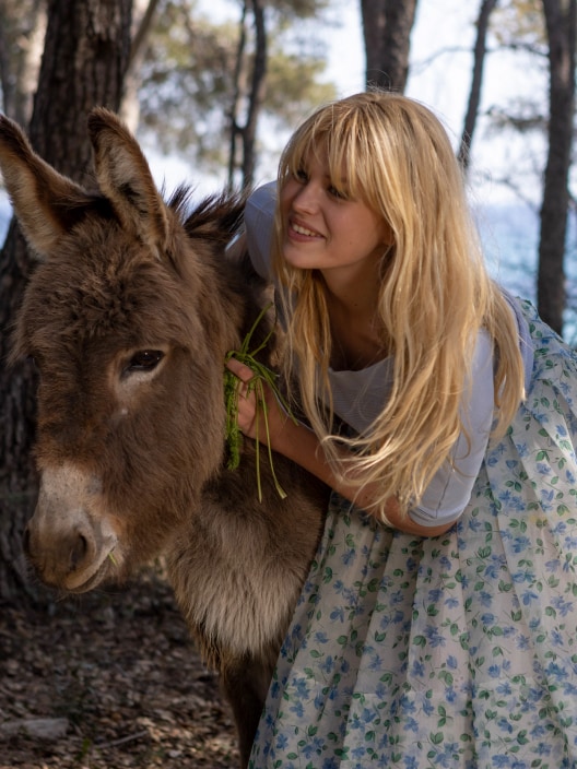 Arriva su Canale 5 la serie tv dedicata al mito di Brigitte Bardot