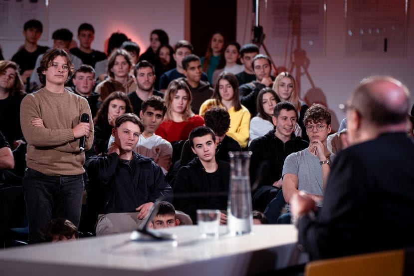 Un'immagine di La conferenza stampa.