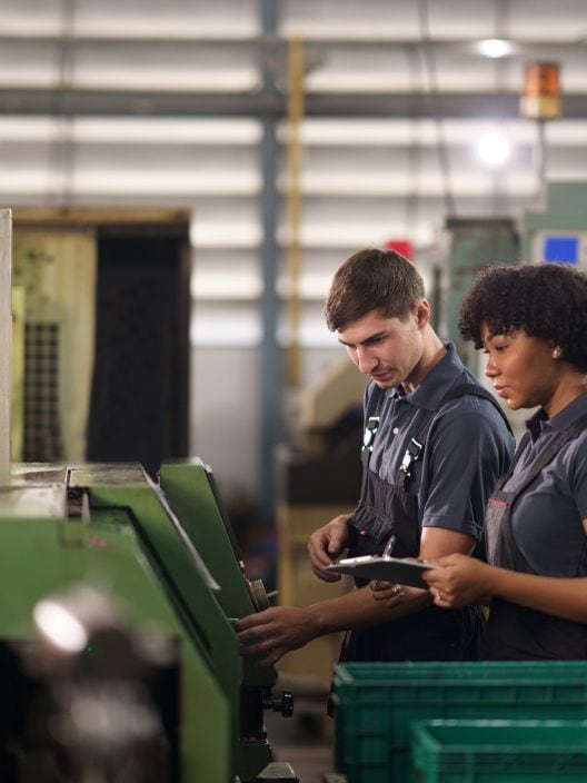 Gender gap: la certificazione per la parità di genere diventa elemento premiante per le aziende