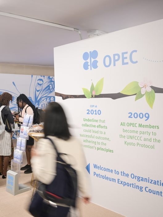 COP28 al giro di boa: le pressioni dell’OPEC per non abbandonare i combustibili fossili