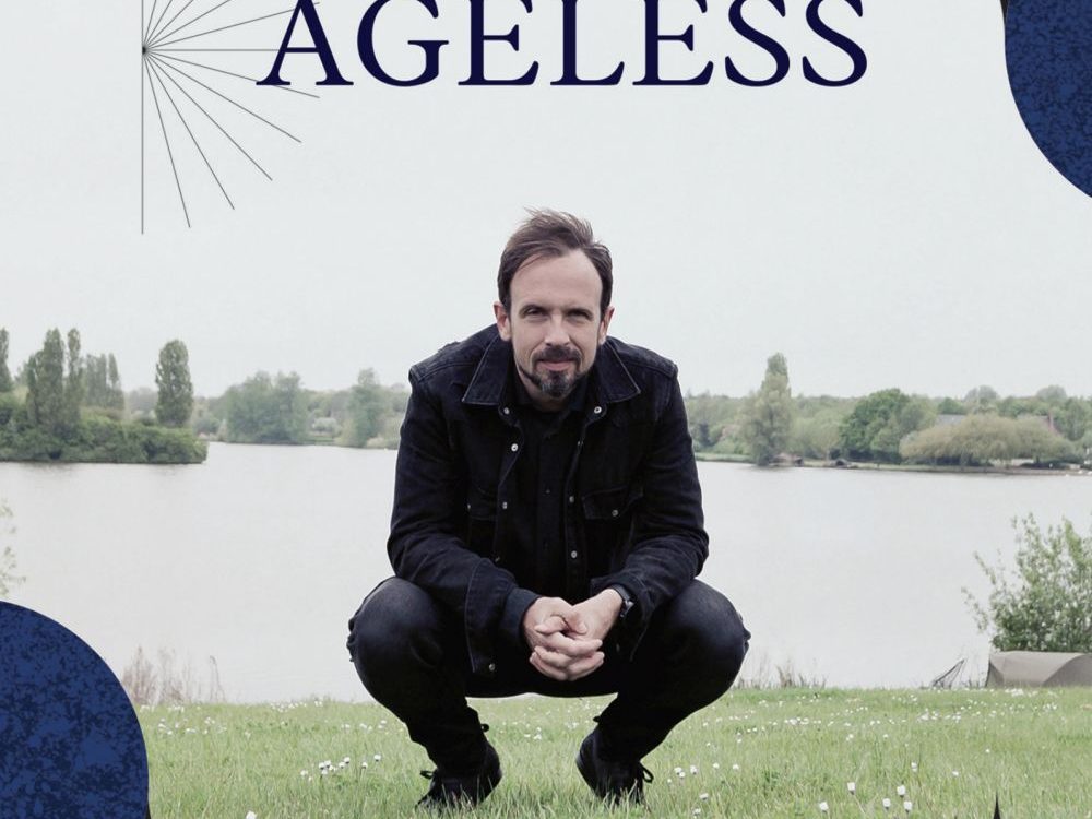 La copertina di Ageless, l'ultimo lavoro di Gabriele Baldocci.