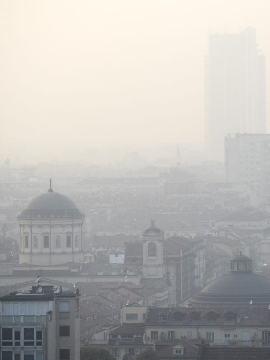 Inquinamento e inverno più caldo di sempre, ma ancora nessuna misura concreta per l’ambiente