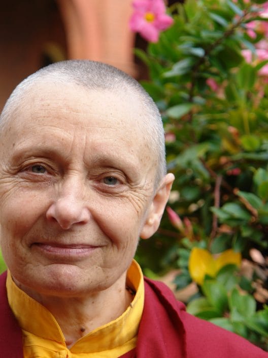 Jetsunma Tenzin Palmo: “coltivare il cambiamento interiore è un atto eroico”