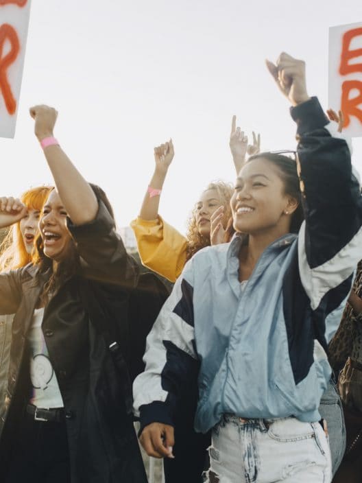 Non solo 8 marzo: così le associazioni femministe in Italia difendono i diritti delle donne