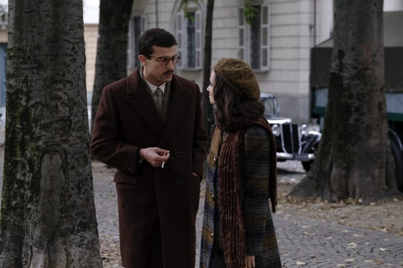 Alessandro Fella e Sofia D'Elia nel film Folle d'amore - Alda Merini.