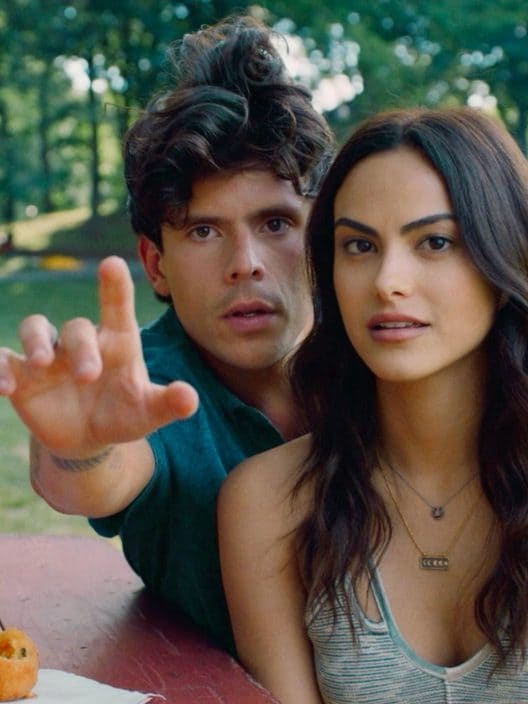 In un film Prime Video con Camila Mendes, la musica per una storia d’amore e identità