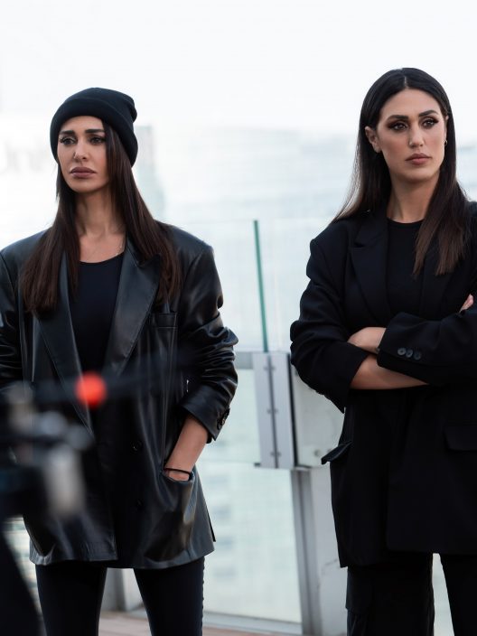 Celebrity Hunted – Caccia all’uomo: Belen e Cecilia Rodriguez in una clip esclusiva