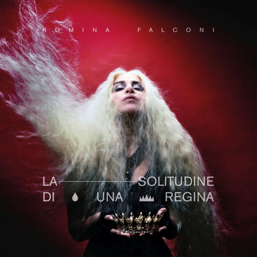 La copertina di La solitudine di una regina.