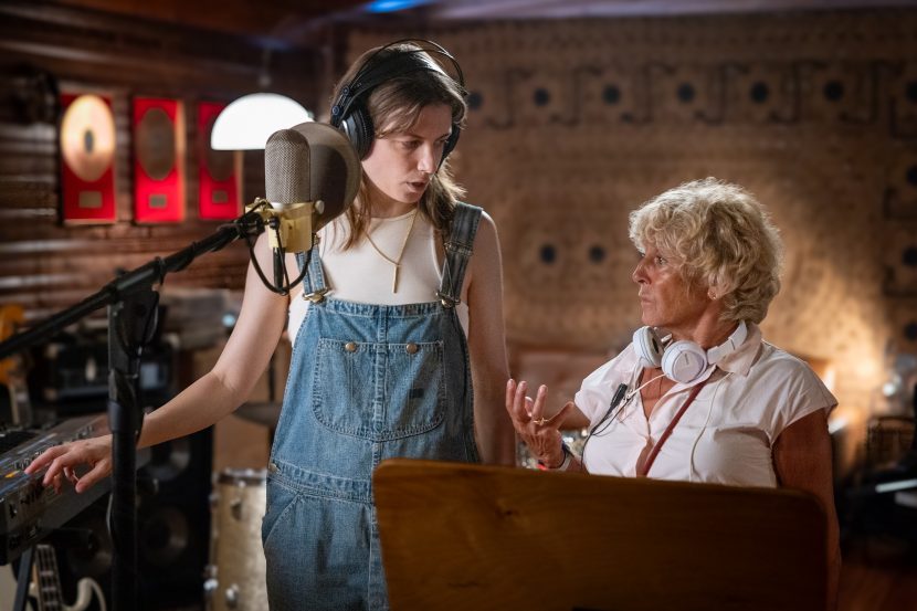 Letizia Toni e Cinzia TH Torrini sul set di Sei nell'anima (Foto di Ralph Palka).