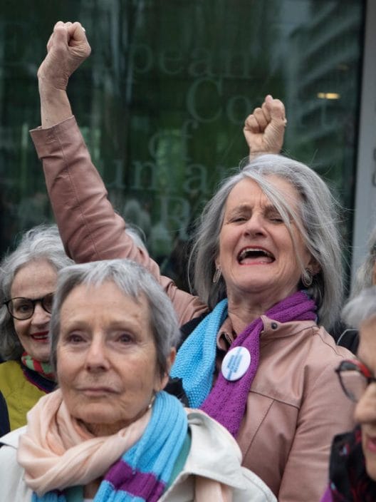 La lotta non ha età: chi sono le “Anziane per il Clima”, che hanno reso la tutela ambientale un diritto inviolabile