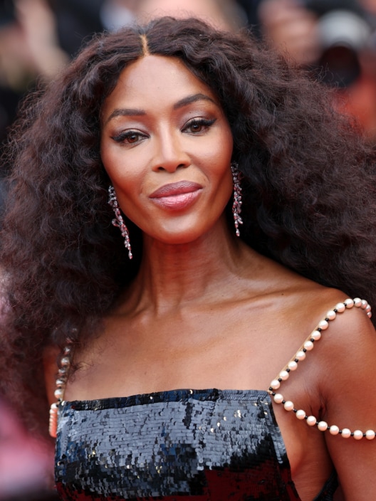 Naomi Campbell è ricorsa alla maternità surrogata: “Sono una mamma single e felice”