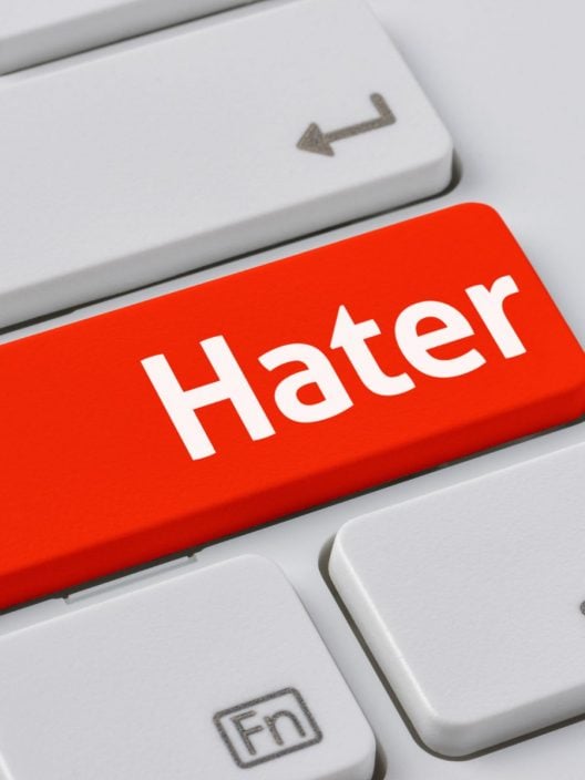 L’intelligenza artificiale contro gli haters nello sport: basta insulti e minacce