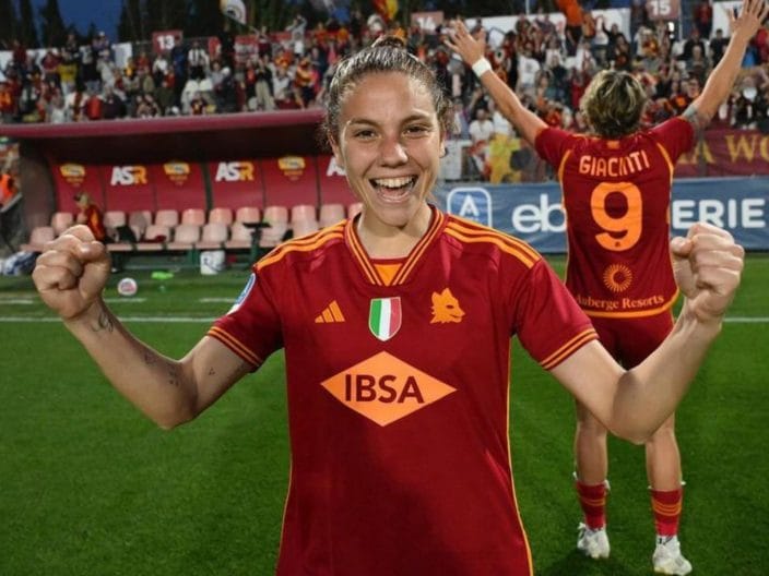 manuela giugliano pallone doro 2024 calcio femminile