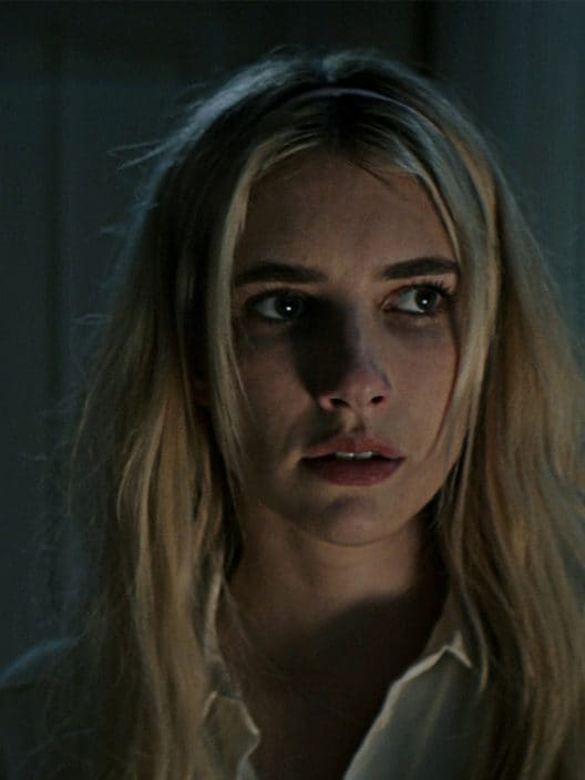 Abandoned: Emma Roberts e la depressione post-partum nell’horror di Italia 2