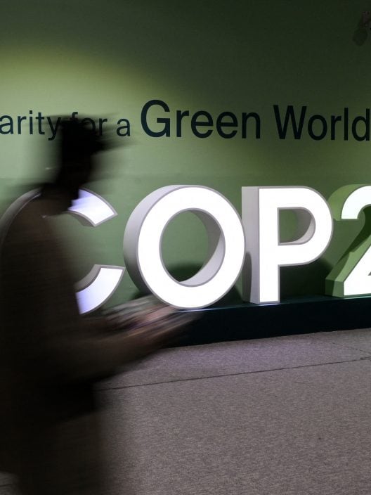 COP29, un buco nell’acqua? Perché i risultati dell’ultima conferenza per il clima non sono sufficienti